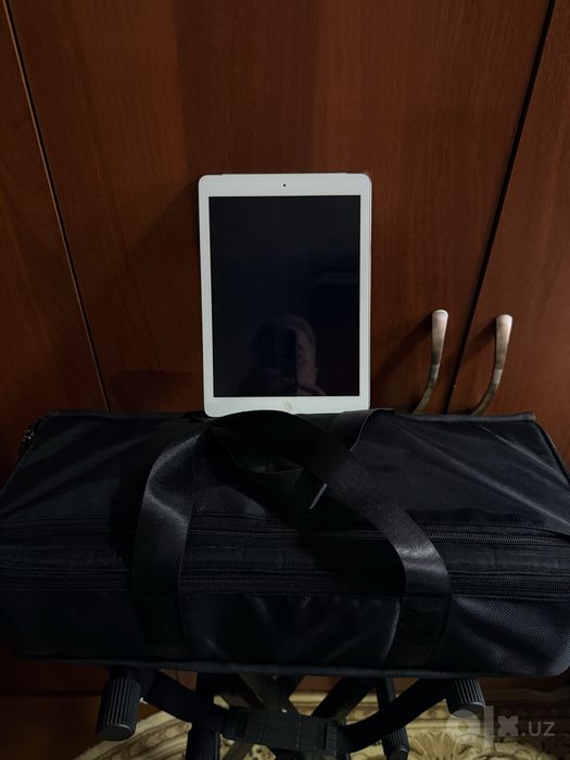 Soundcraft Ui 16 mixer + iPad Air