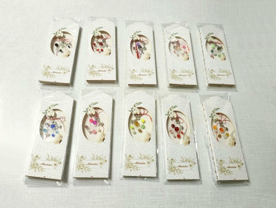 Reducere! Martisoare handmade unicat margele, diverse modele si culori