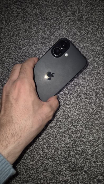 Iphone 16. 128 gb