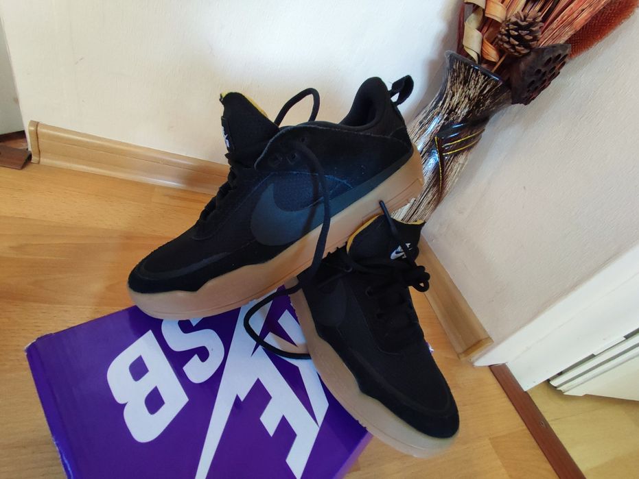 Маратонки Nike uk 5 euro 38 чисто нови