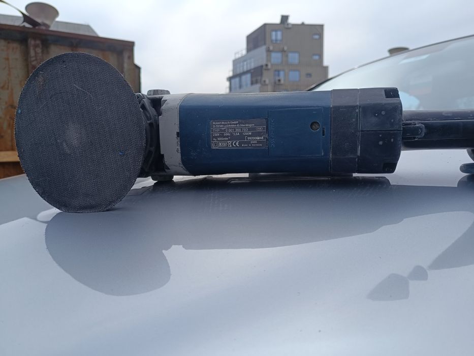 Професионална роторна  полираща машина Bosch GPO 12 E