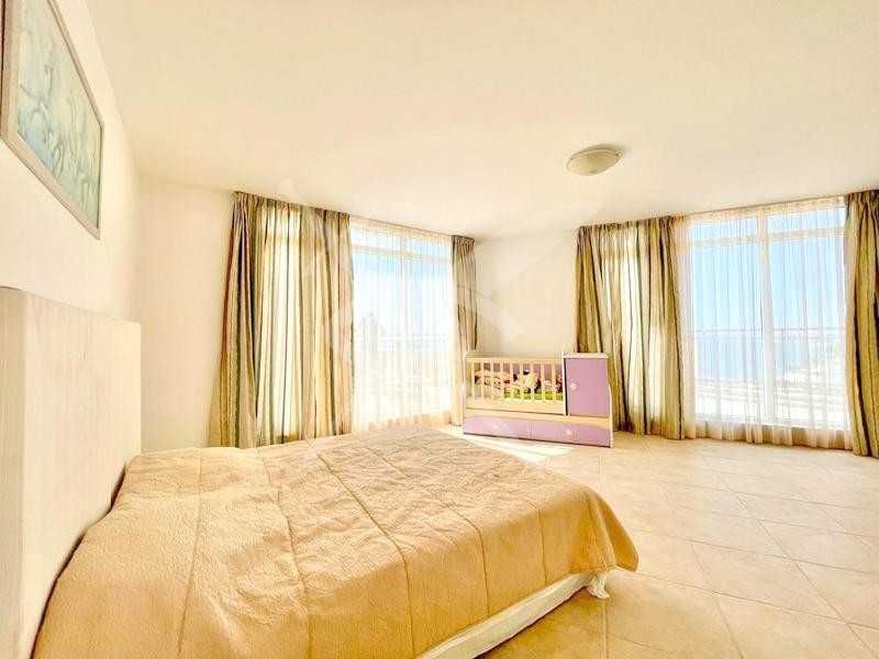 Продава се Тристаен апартамент в Ахелой - 172 кв.м за 672 €/кв.м - Снимка #5
