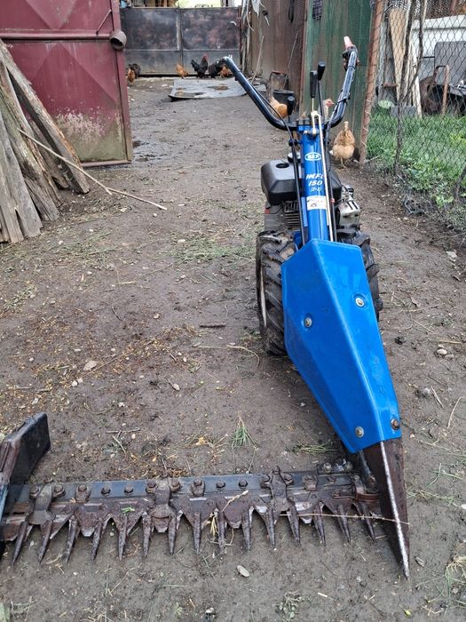 Cositoare Lombardini cu autopropulsie