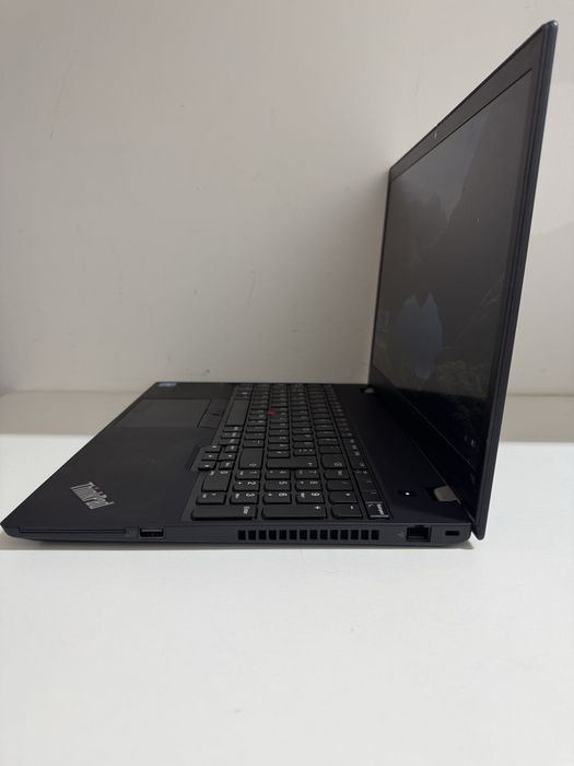 Laptop Lenovo ThinkPad T15 Gen 2 15.6” i5-1145G7 16GB RAM/256GB SSD - Garantie