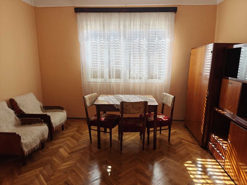 Casă de vânzare în Câmpia Turzii – zonă Sarat, ideală pentru locuit
