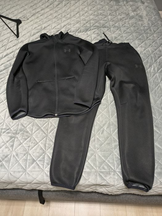 Спортен Екип Under Armour