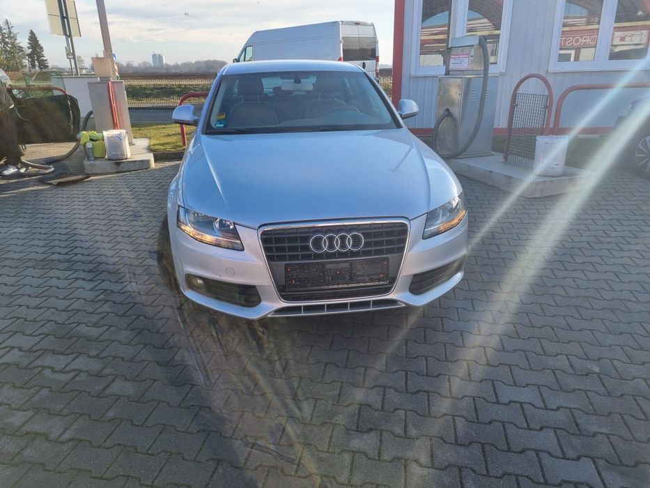 AUDI A4 2009 — imagine 2