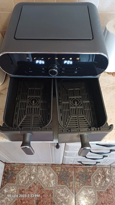 Vând AIRFRYER,BioVita,Friteuză cu aer cald, DUO, 10.4L, 1700W, 2 zone