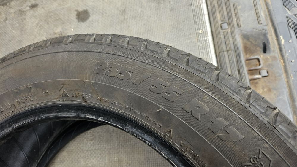 Michelin Latitude Tour HP 235/55/R17