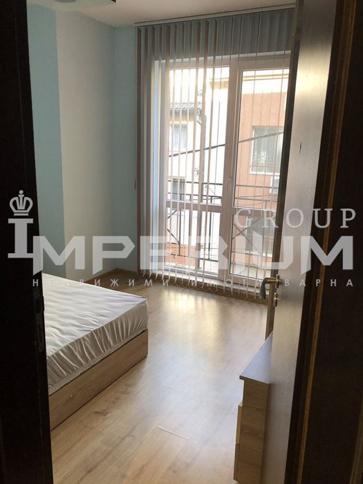 Двустаен обзаведен апартамент под наем в района на кв. Левски, гр. Ва