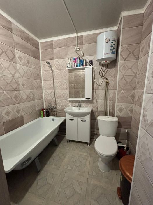 Тез арада үй сатылады!