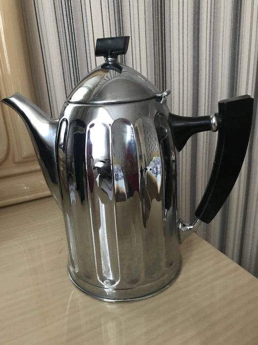 Продаю чайник-кофейник и заварочный чайник СССР МНЦ, б/у , мельхиор