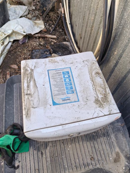 Бачок унитаз 2шт разные