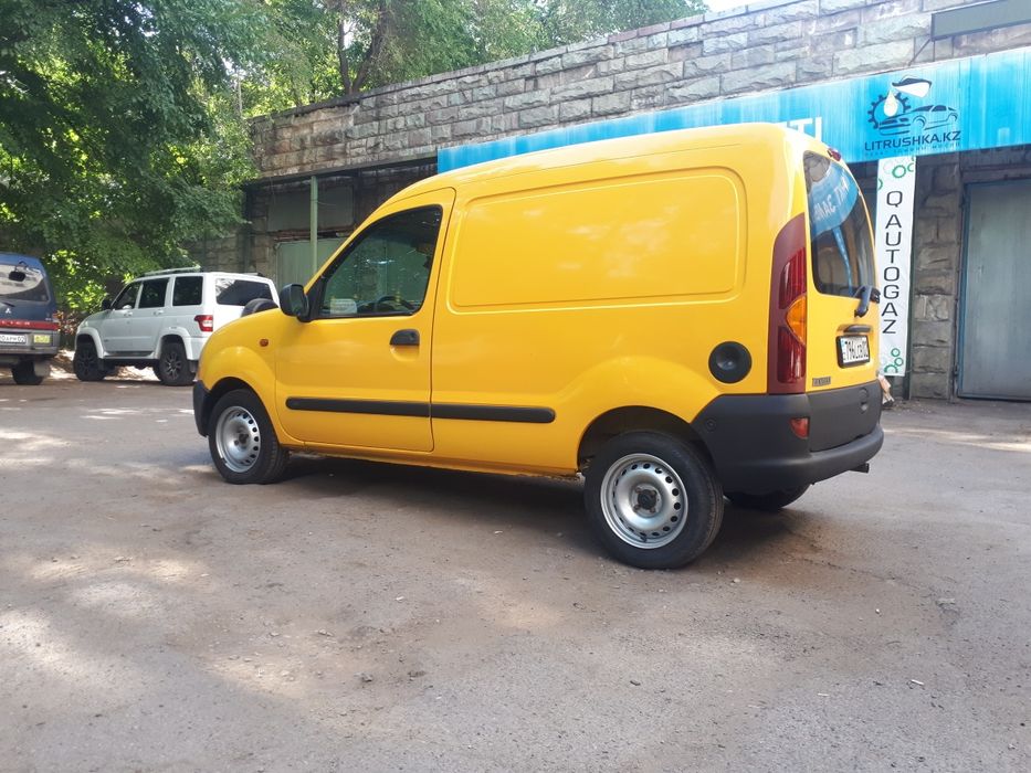 Продам рено кангу