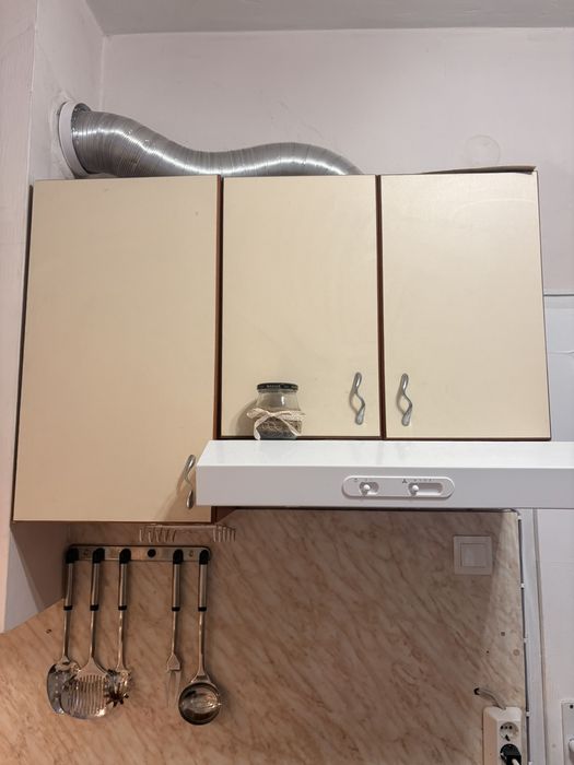 Кухненски шкафове-горни