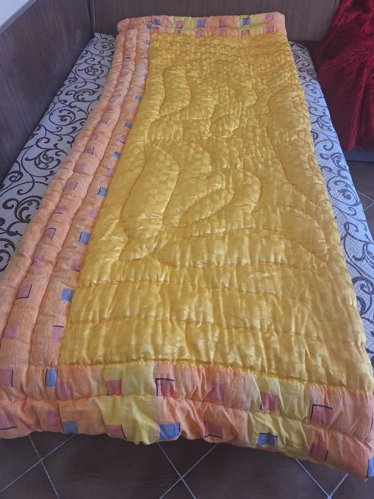 Продавам вълнен юрган-използван