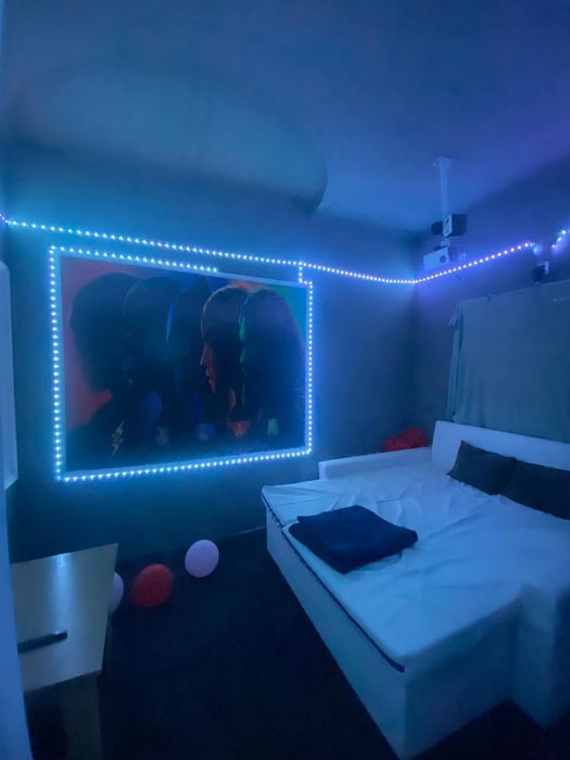 Продам кинорум с клиентской базой