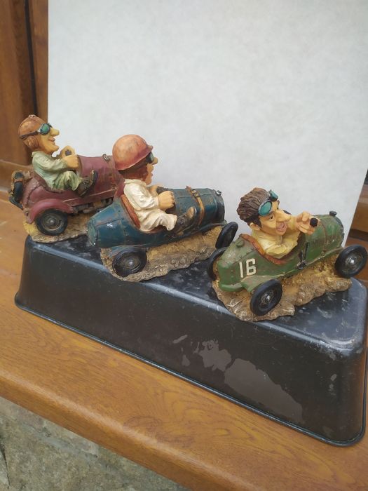 Състезателни керамични автомобили