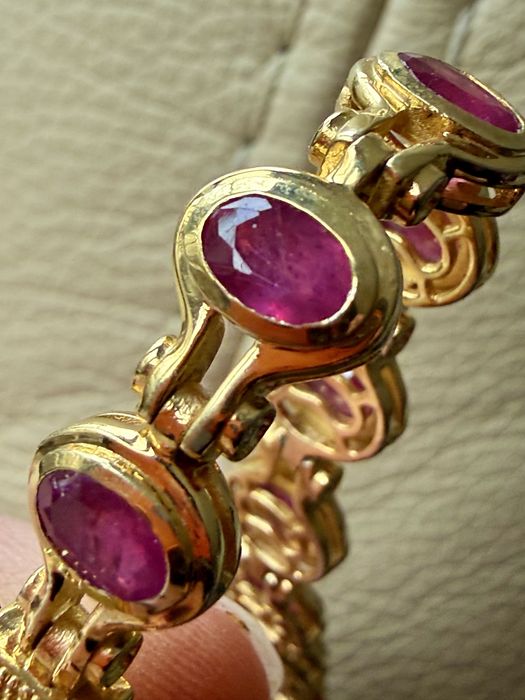 Сребърна гривна 925  с Рубини