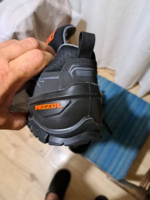 Работни обувки PEZZOL 43 номер Италиански