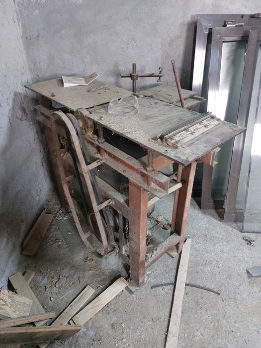 Vand abricht tamplarie