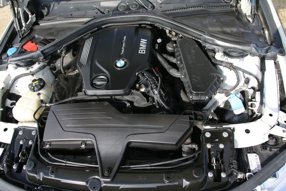 Se Vinde BMW 320D M-PAKET