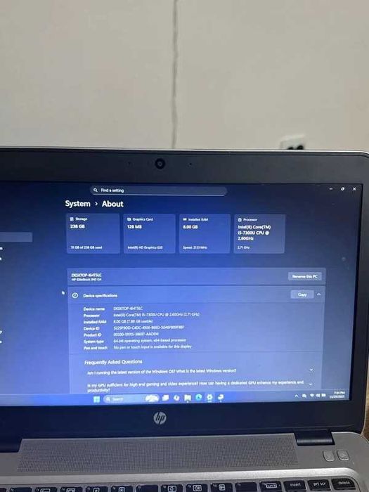 HP EliteBook 840 G4 - i5 8gb ssd 256gb