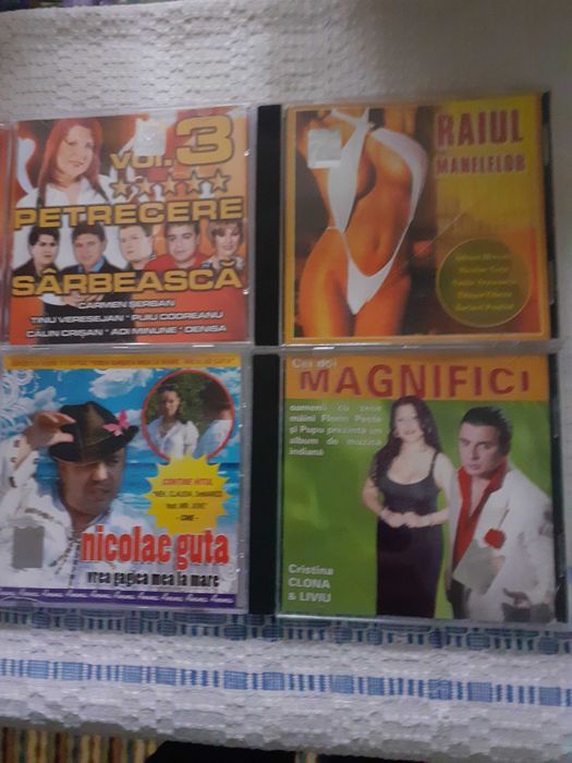 Cd originale in stare buna