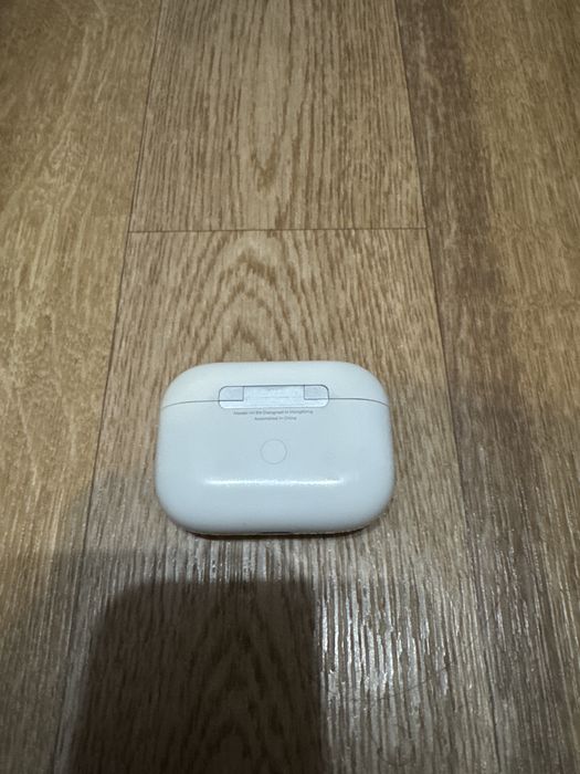 Наушники AirPods