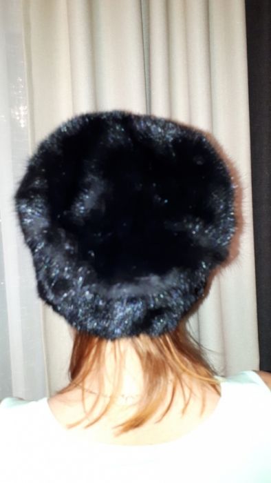 Продам Норковую шапочку