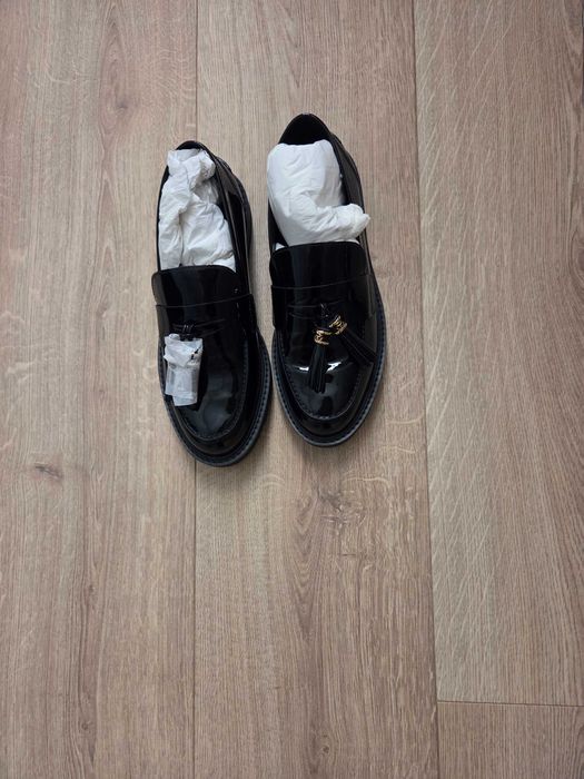 Лоуфъри Stuart Weitzman нови