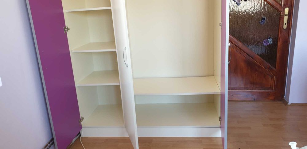 MOBILA CAMERA FETITA, facuta la comanda