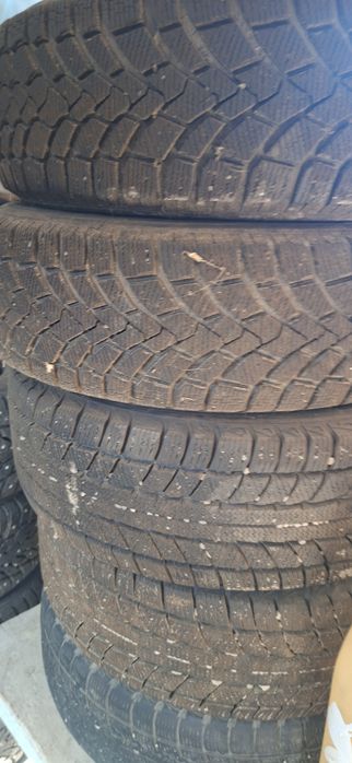 Продам зимние шины на 14