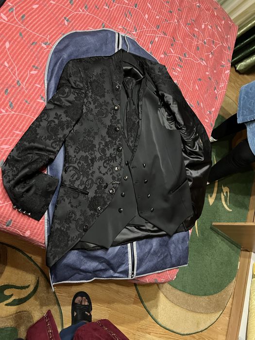 Costum de mire in stare impecabila