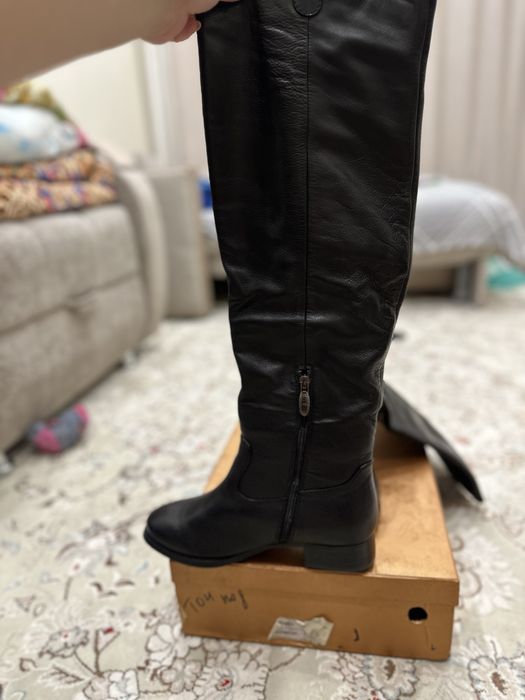 Продам зимнюю обувь