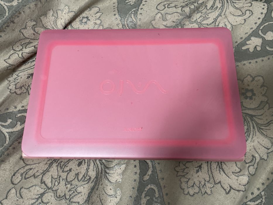 Продам ноутбук рабочий