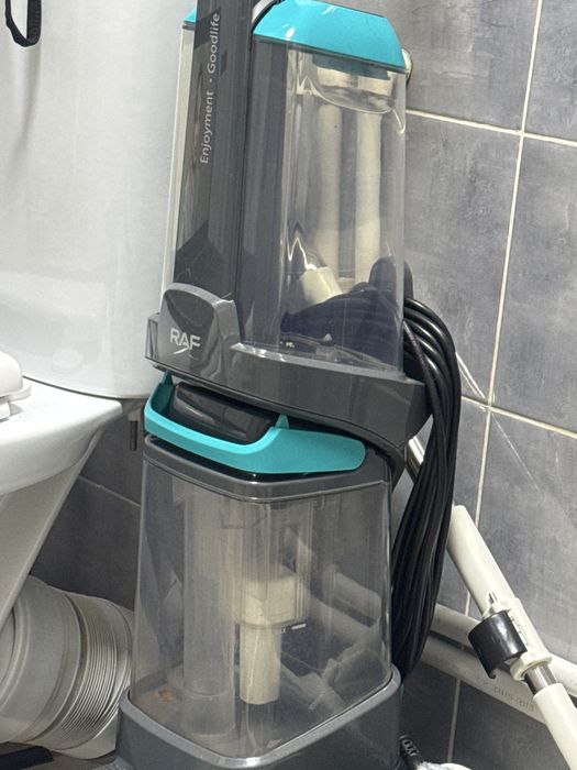 Моющий пылесос Raf