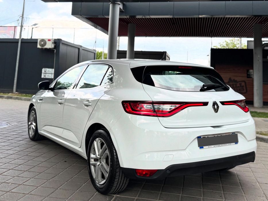 Renault Megane IV // 2021 euro 6 // 1.5 dci 115cp // AUTOMATA