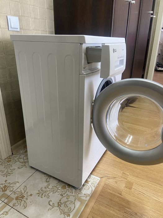 Стиральная машина LG