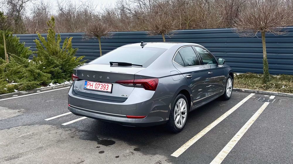 SKODA Octavia 2022 — imagine 4