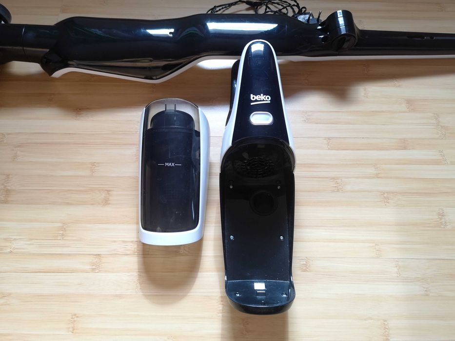 Vand Aspirator vertical Beko 18V 60min Capacitate 0.5l Variante Schimb