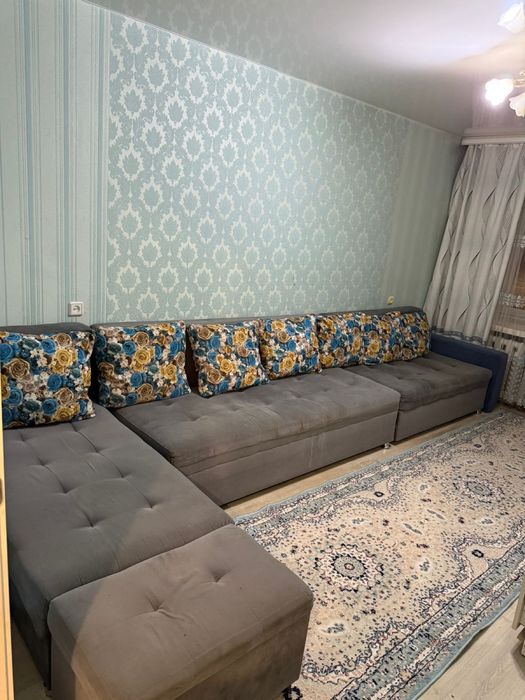 Продам 4 комнатную квартиру