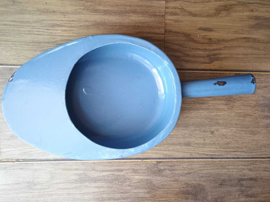 4бр. ЧИСТО НОВА Подлога от Метал Емайлирана изработени през СОЦ-а