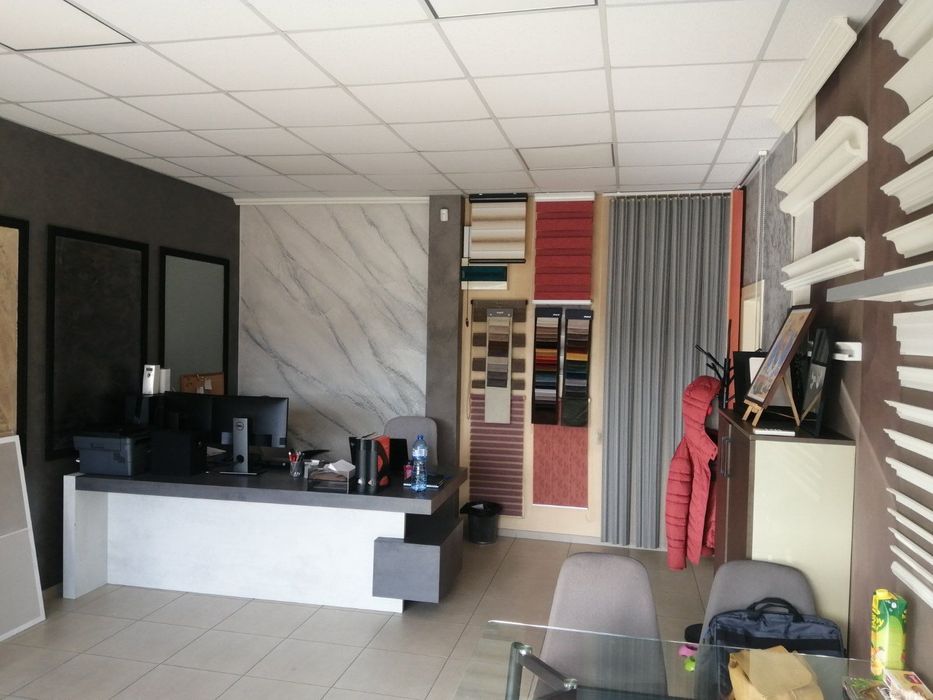 Дава се под наем Магазин в Пловдив, Тракия - 50 кв.м за 438.6 € - Снимка #1