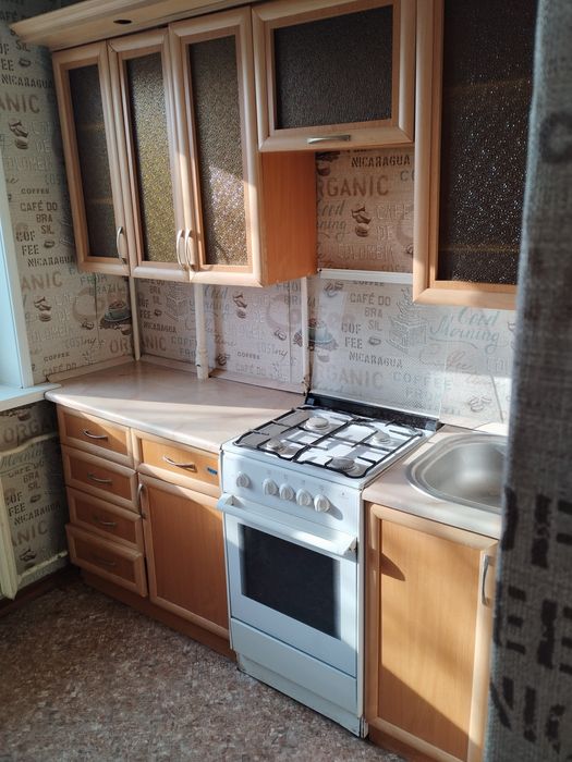 Сдам 1 комнатную квартиру район 5 школы