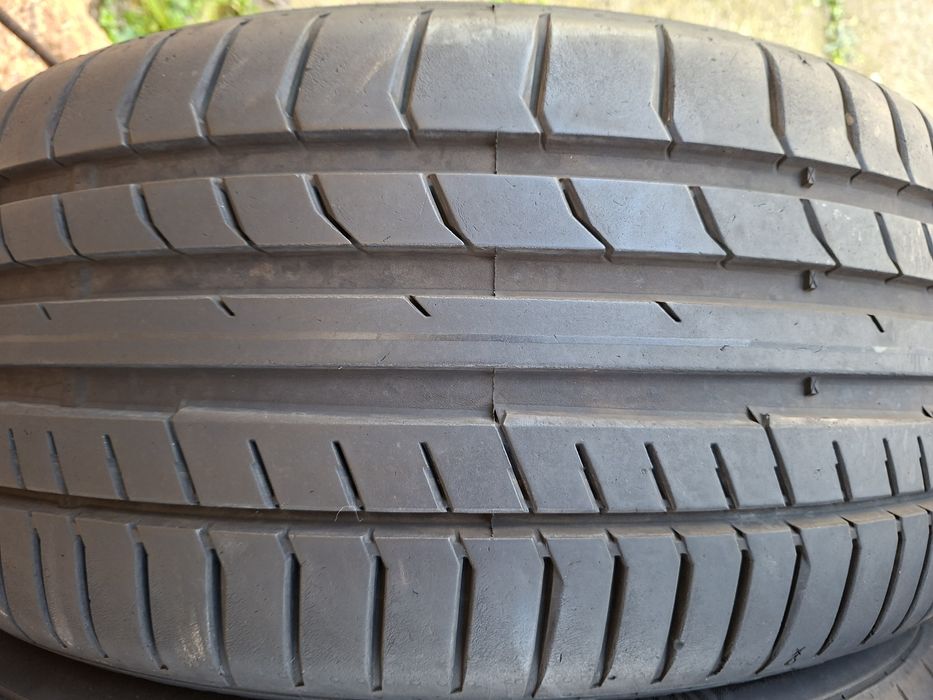 4бр 225/40/18 континентал много запазени като нови.
