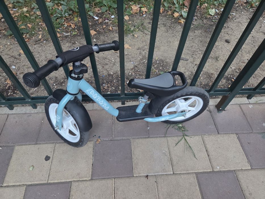 Vând bicicletă fără pedale