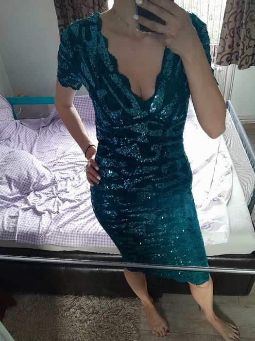 Rochie paiete marimea 38 transp gratuit