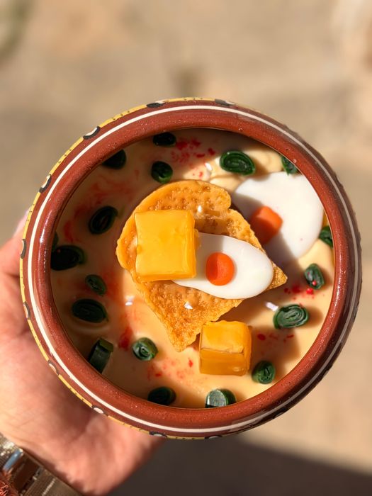 Ръчно правена свещ