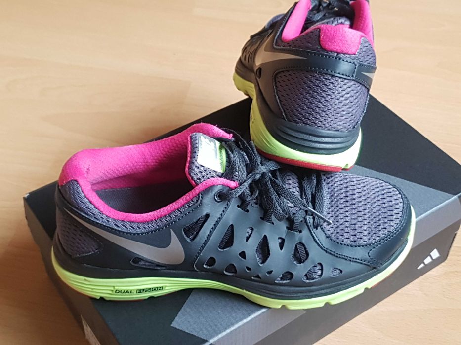 Adidasi de dama Nike Dual Fusion Run2 marime 38 Originali foarte usori